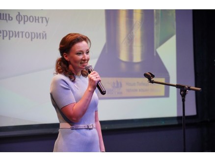 7 марта 2024 года в Москве состоялось Первое вручение Национальной премии "Окопная свеча" добровольцам, волонтёрам и организаторам гуманитарных миссий за помощь фронту и жителям освобождённых территорий.